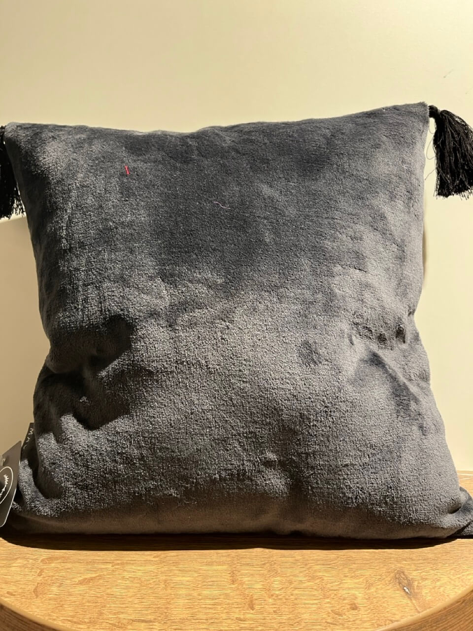 Schwarzwaldmarie Kuschelkissen – Bild 2